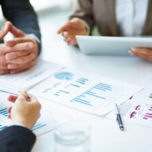 Informes de seguimiento estudios clínicos